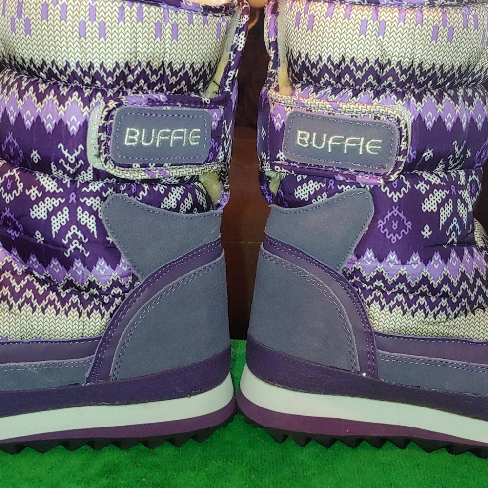 Snow Boots - Picture 7 of 7